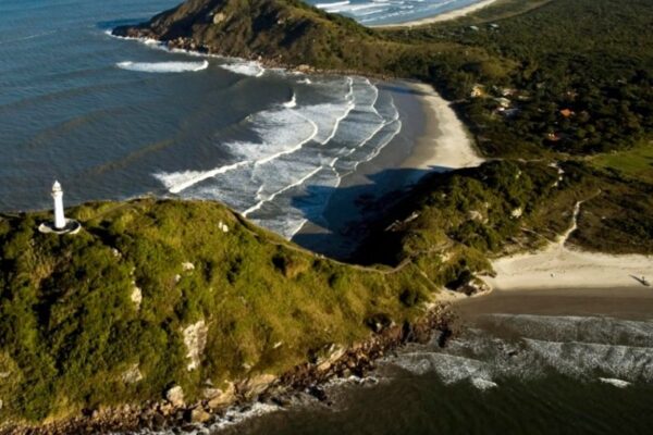 Divulgação Turística : Ilha do Mel no litoral paranaense