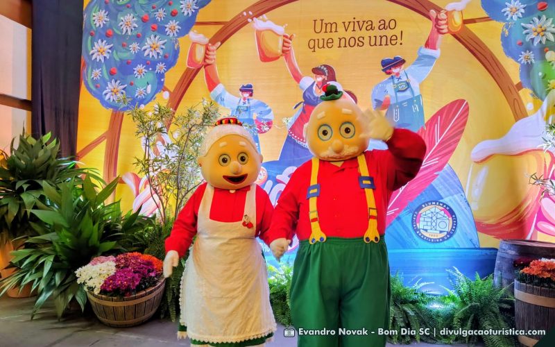 Galegão na Oktoberfest de Blumenau - Sortimento Divulgação Turística