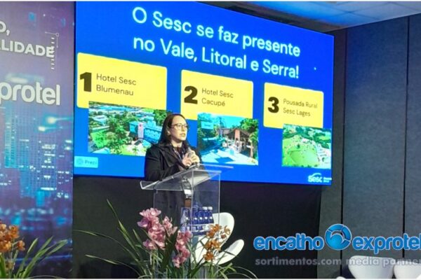 Palestra Daliana Stephanie Lecuona no Encatho & Exprotel 2025 - sortimentos.com.br