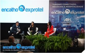 Painel com Osny Maciel, Lívia Pulchério e Lorena Oliva no Encatho & Exprotel - sortimentos.com.br