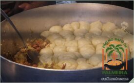 Gastronomia e turismo : pão no bafo patrimônio cultural imaterial da cidade de Palmeira/PR