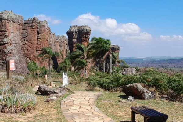 Turismo nos Campos Gerais do Paraná : Soul Parques administra Parque Vila Velha em Ponta Grossa