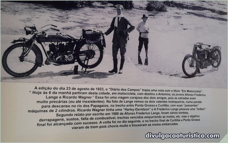 Mural na entrada do Hotel Planalto Select sobre a Rota 01 Mototurismo - divulgacaoturistica.com
