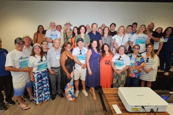 Palestra da jornalista Vânia Monteiro abre programação da tarde no 40º Congresso Nacional da ABRAJET