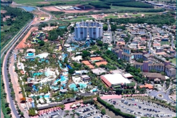 Férias de Verão na Estância Turística de Olímpia em São Paulo