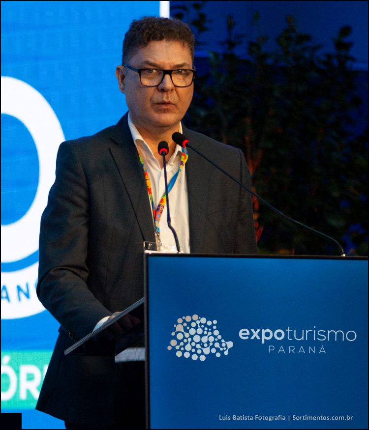 Expo Turismo Paraná 2026 : Rodrigo Swinka ressalta o crescimento do Natal de Curitiba