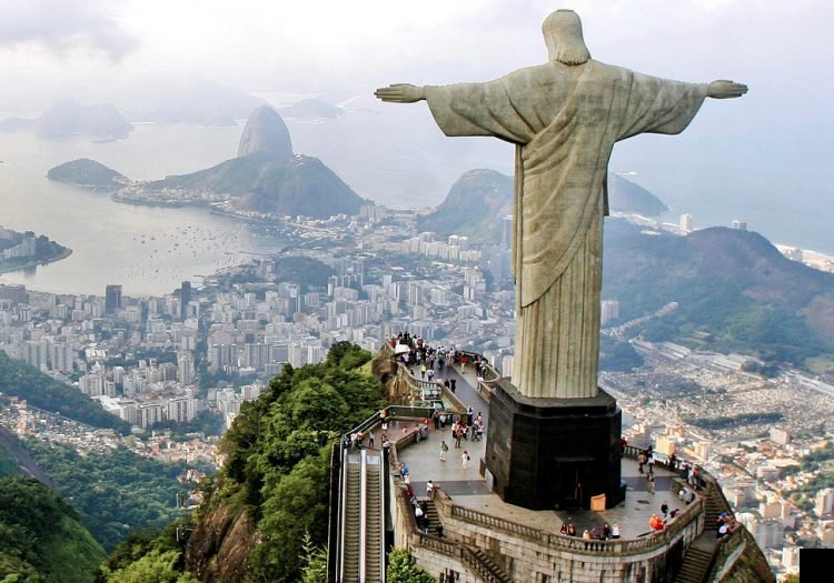 Cristo Redentor no Rio de Janeiro - Divulgação Turística